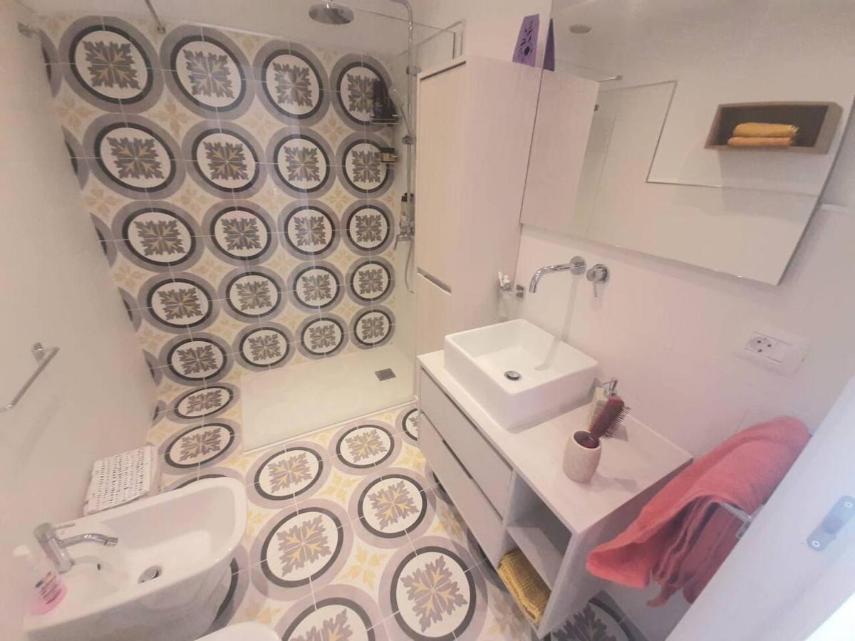 1 Bedroom Giuly Sea Views In Los Cristianos Los Cristianos  Bagian luar foto
