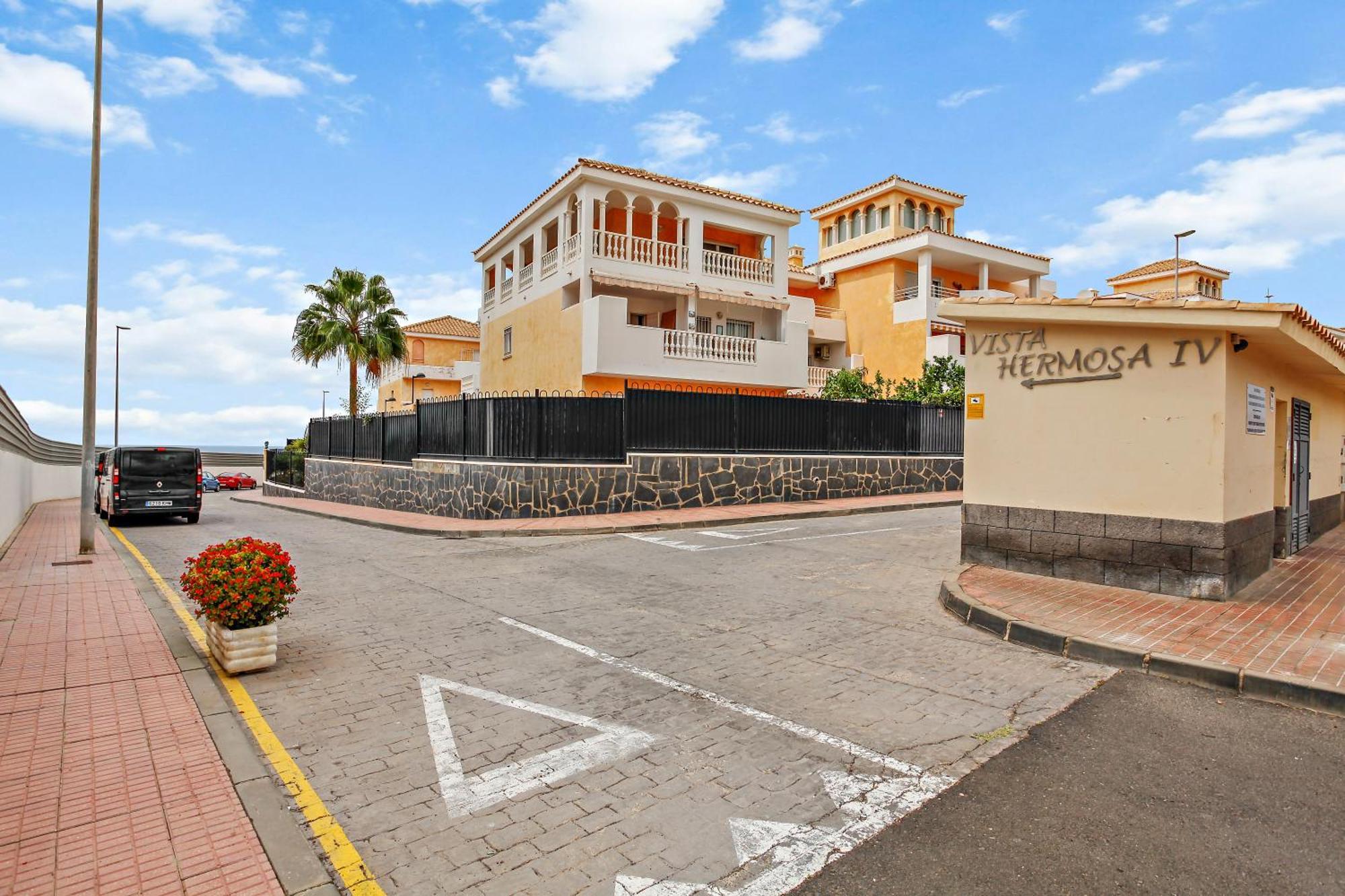 1 Bedroom Giuly Sea Views In Los Cristianos Los Cristianos  Bagian luar foto